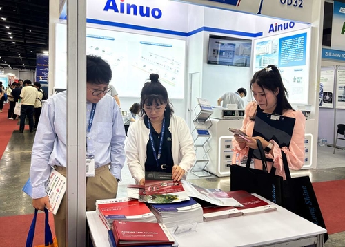 Späteste Unternehmensnachrichten ungefähr KHJ präsentiert innovative Klebelösungen auf der NEPCON Thailand und zieht starkes Besucherinteresse an